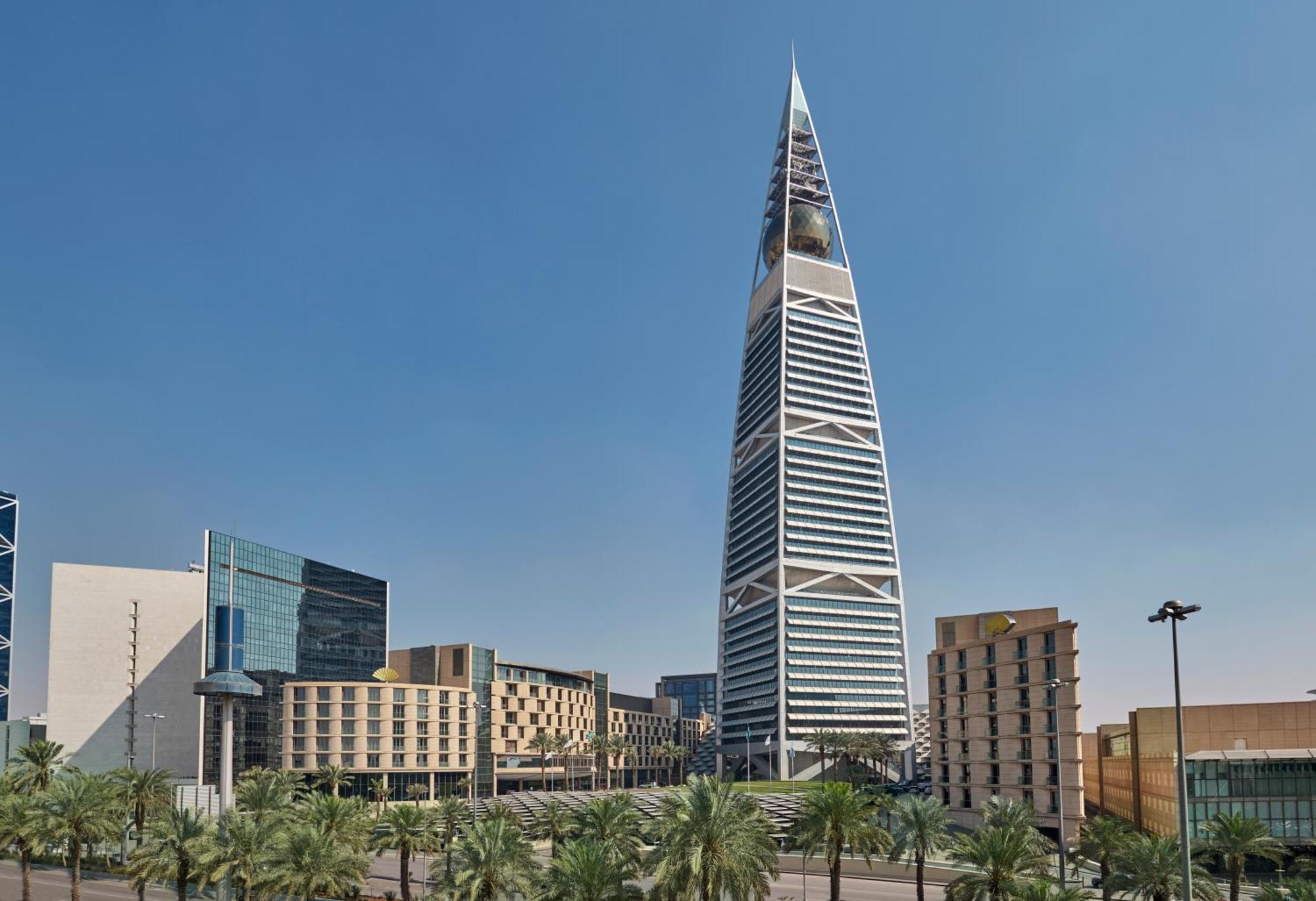Mandarin Oriental Al Faisaliah, Rijád Kültér fotó Kingdom Centre, Riyadh
